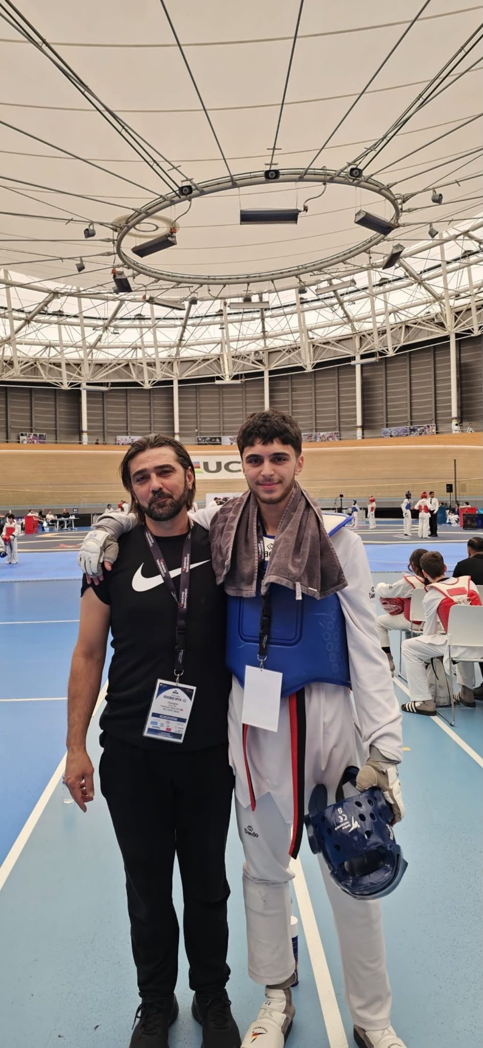Taekwondo Coach mit Athlet